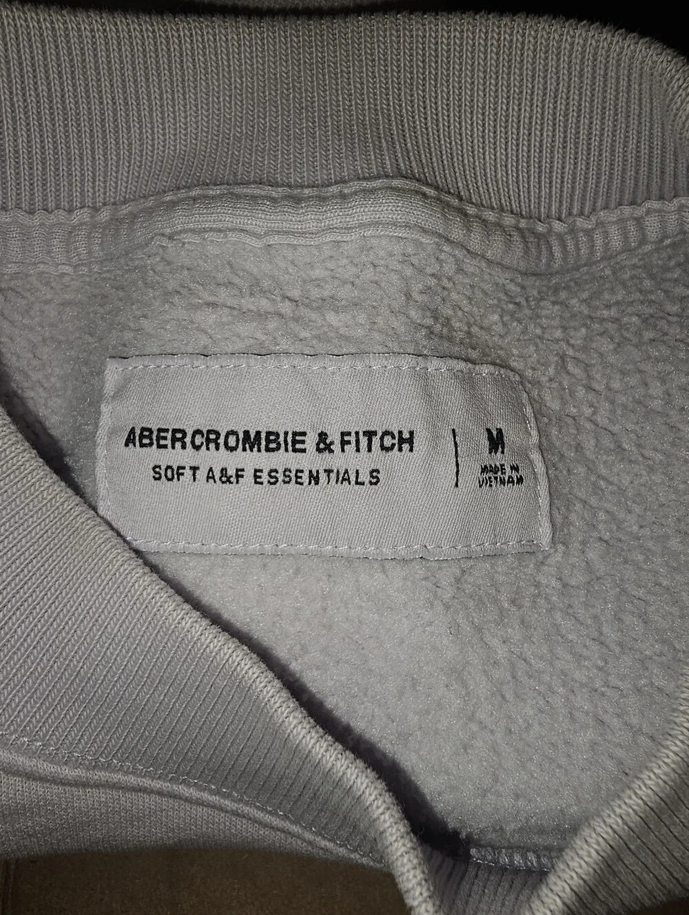 Abercrombie & Fitch Men's Cream Crewneck Pullover M